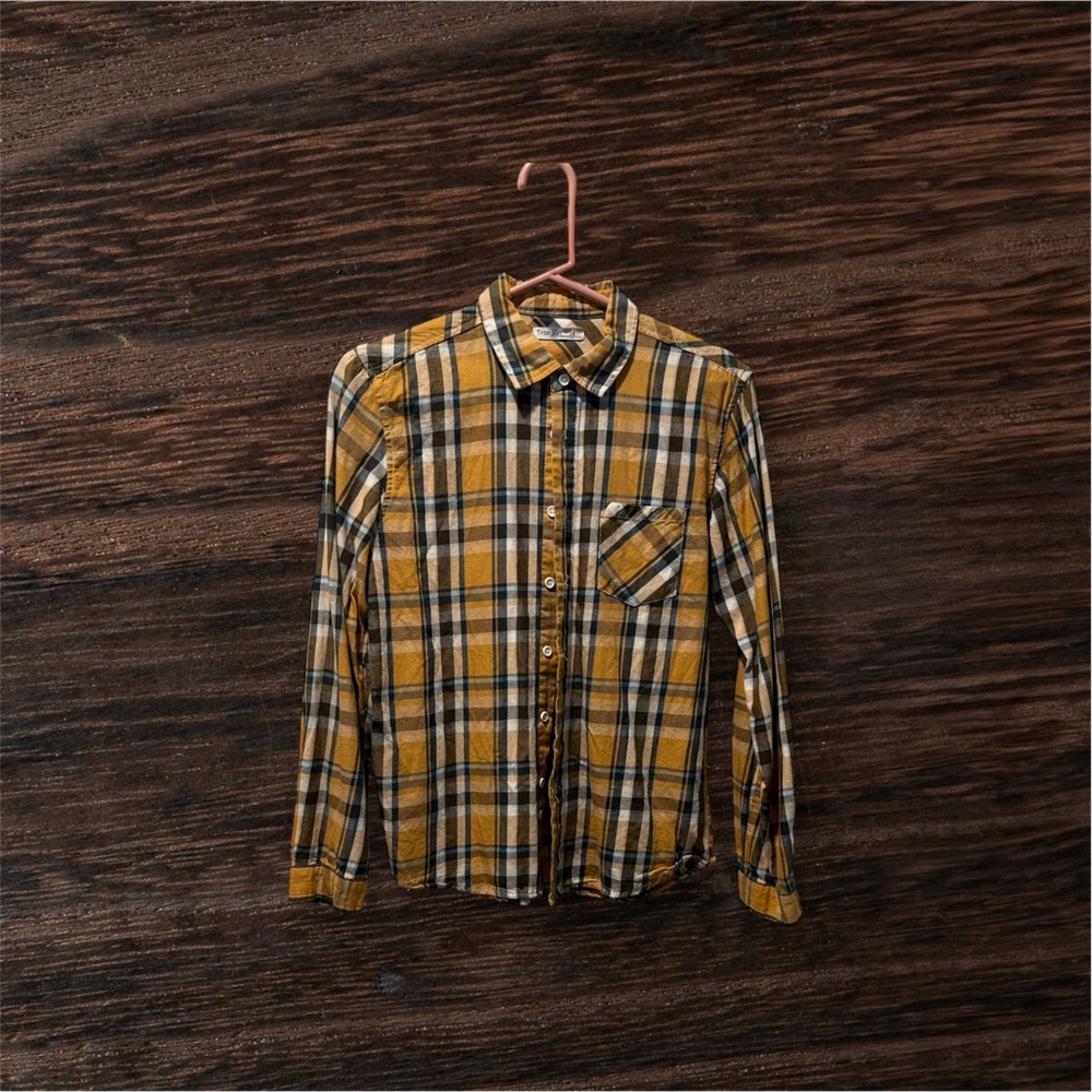 Tronjori Boys Yellow and Blue Plaid Button Up Size 14